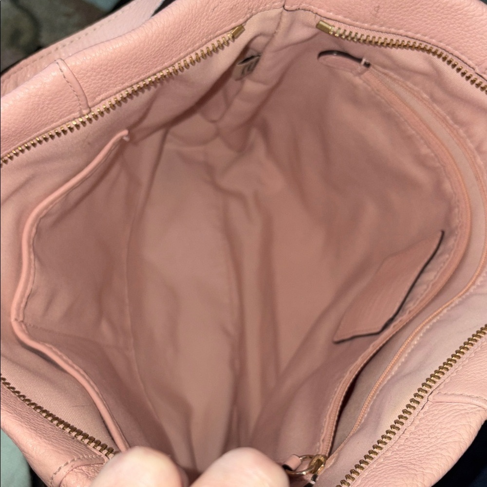 Coach East West Isabelle shoulder bag F35809 pebbled Leather pink blush EUC - Picture 17 of 17
